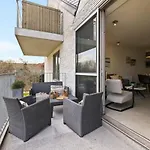 Apartman Huswell - With Natural Swimming Pool *