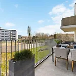 Apartman Huswell - With Natural Swimming Pool *