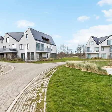 Huswell - With Natural Swimming Pool Daire *